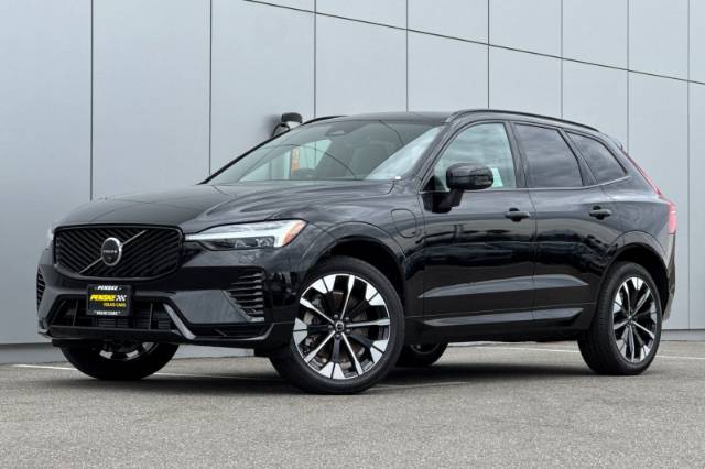 2026 Volvo XC60 Plug-In Hybrid T8 Plus