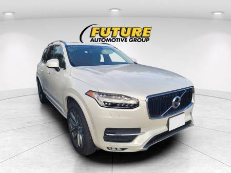 2019 Volvo XC90 T6 Momentum