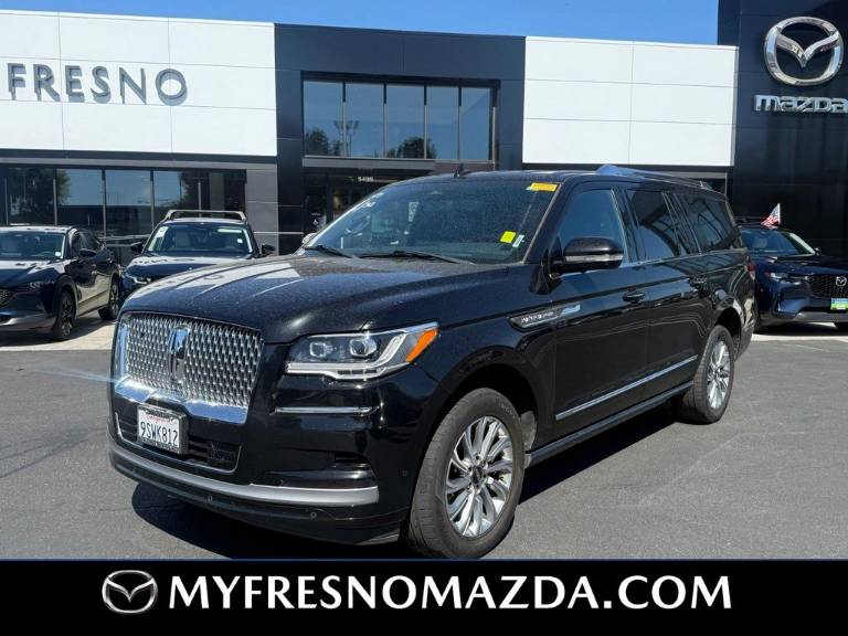2022 Lincoln Navigator L Standard