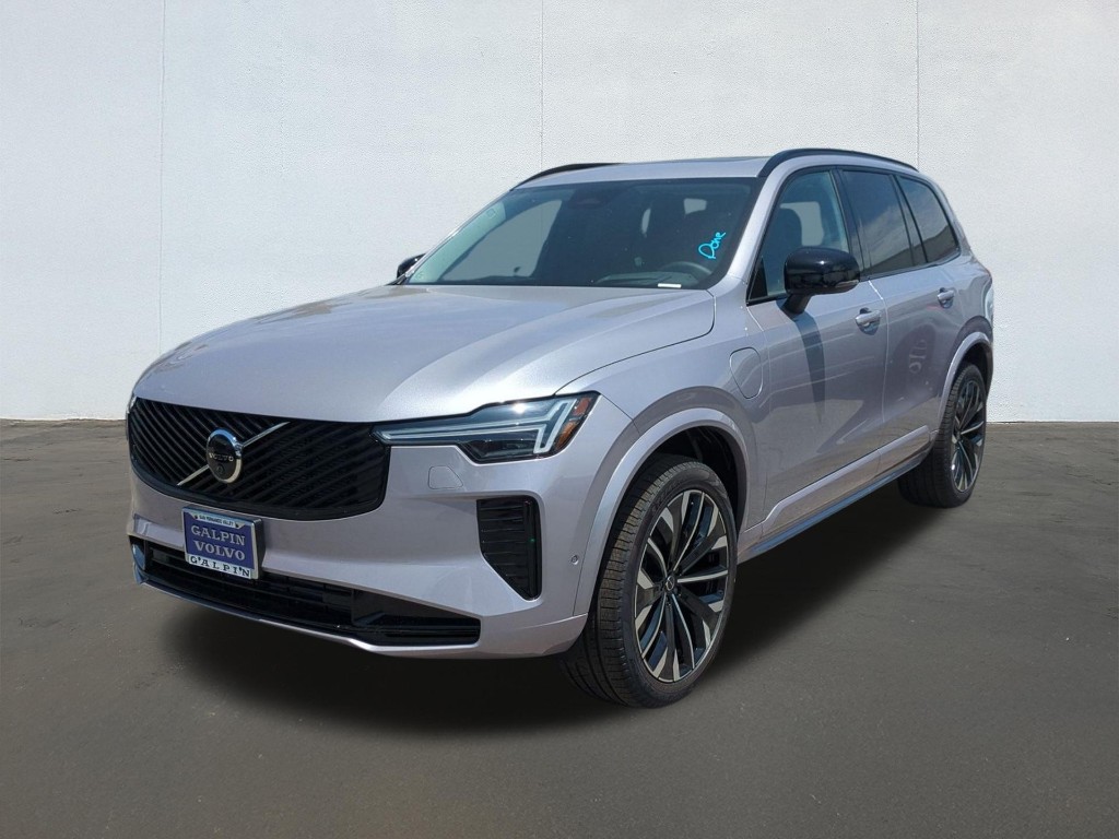 2026 Volvo XC90 Recharge Plug-In Hybrid Ultra Dark Theme, T8 AWD, Electric/Gasoline, 7 Seats