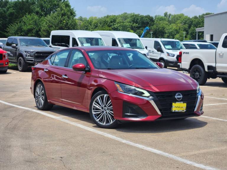 2024 Nissan Altima 2.5 SL