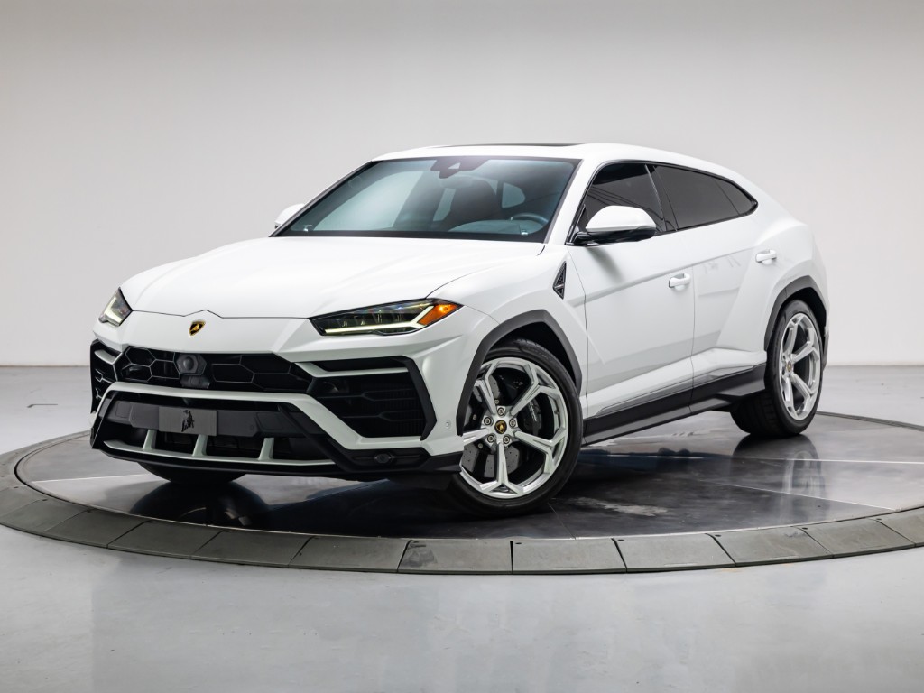 2020 Lamborghini Urus Base