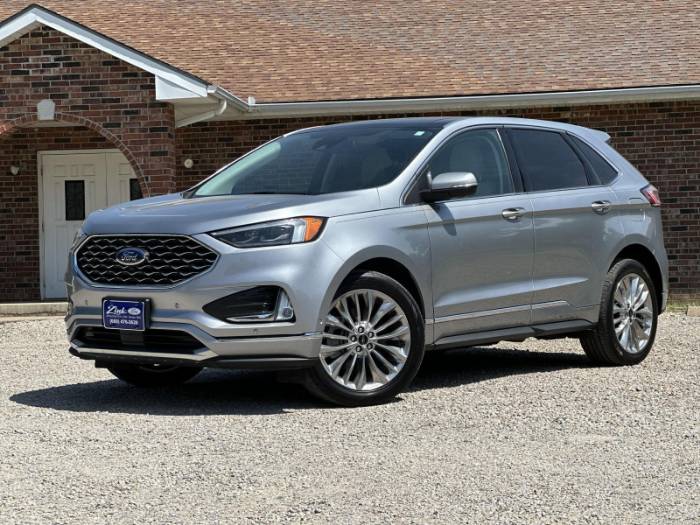 2024 Ford Edge Titanium