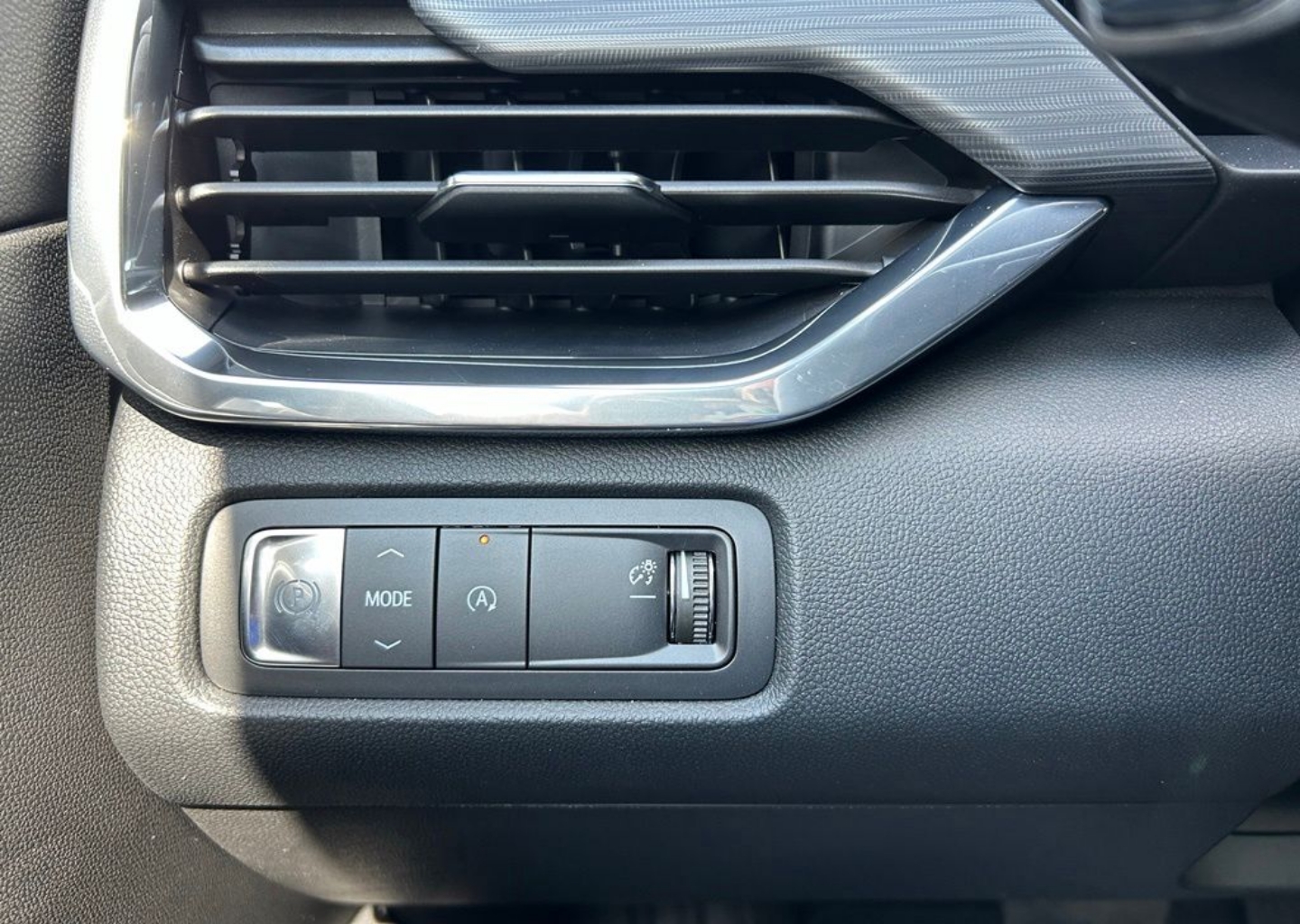 2026 GMC Acadia Elevation - Photo 118