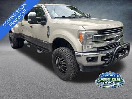 2017 Ford F-350SD LARIAT
