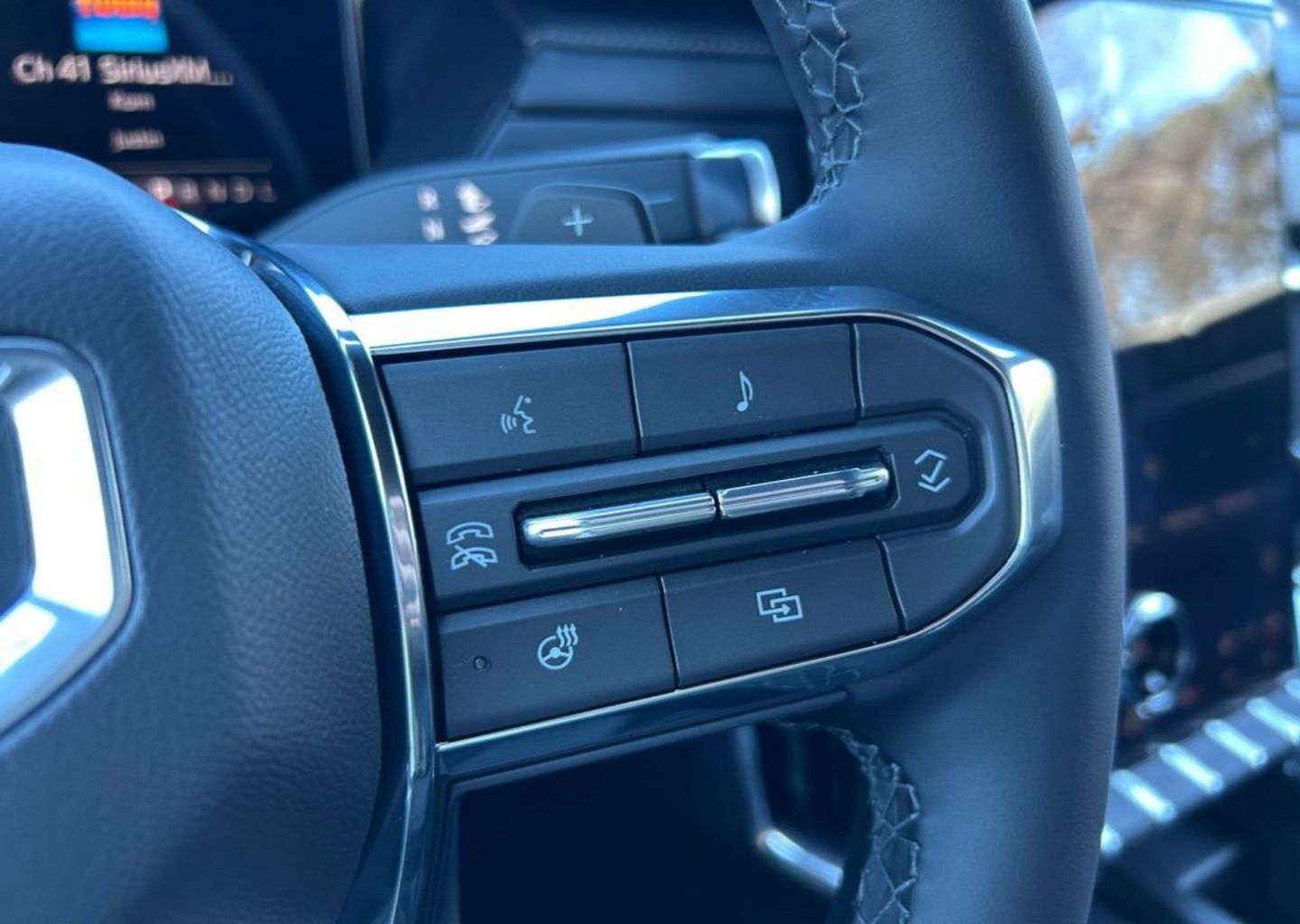 2026 GMC Acadia Elevation - Photo 86
