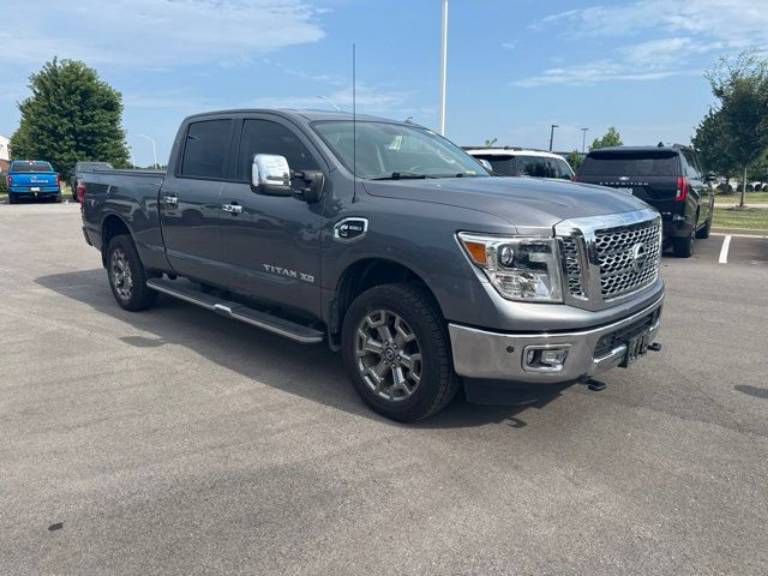 2019 Nissan Titan XD SL