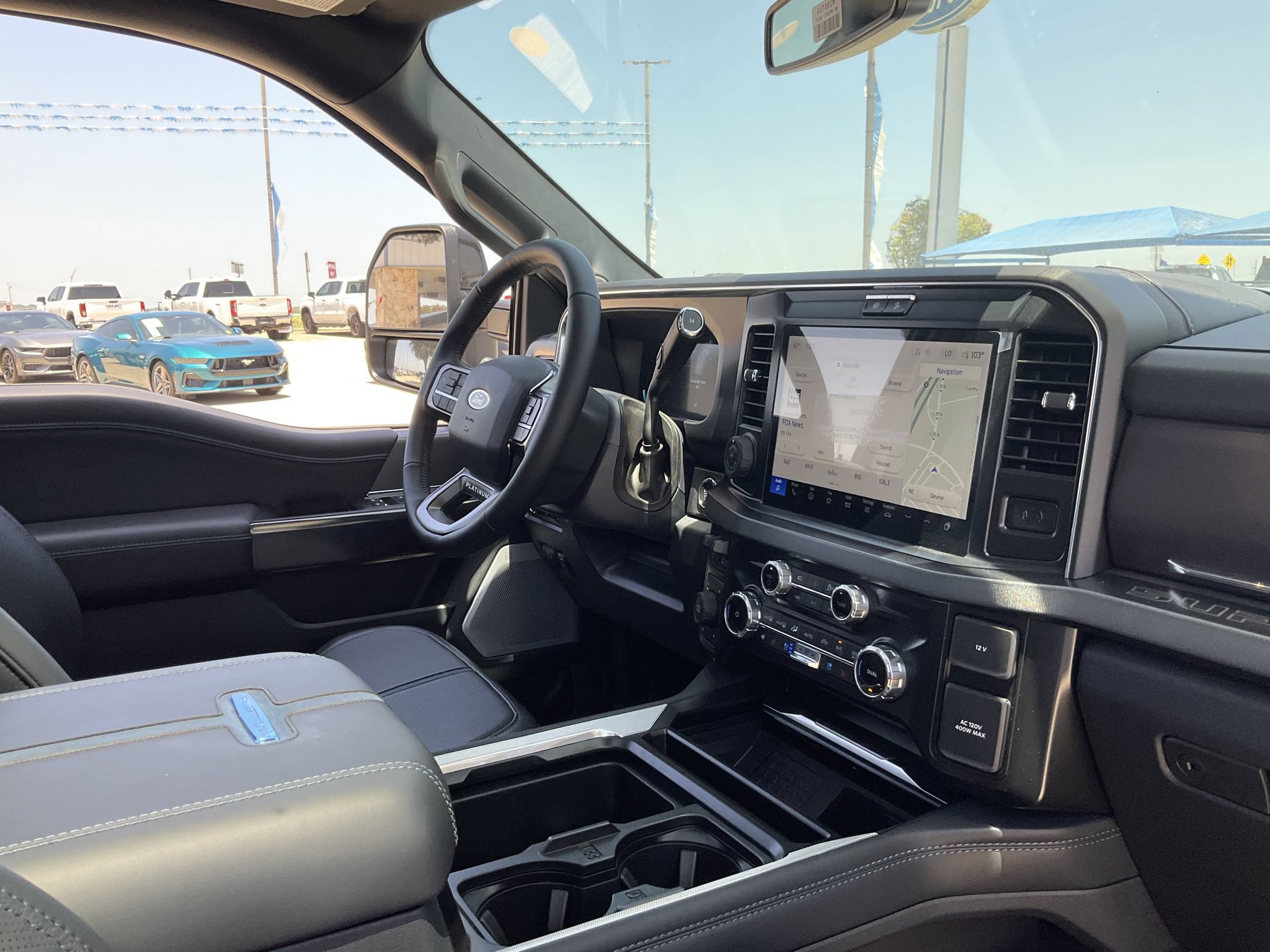 2026 Ford F-350 Super Duty Platinum - Photo 24
