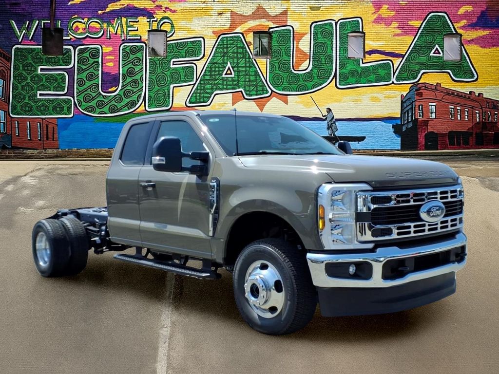 2026 Ford F-350SD XLT