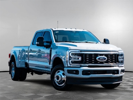 2026 Ford Super Duty F-350 DRW Platinum