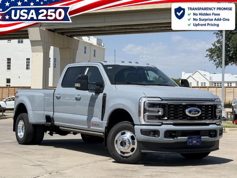 2026 Ford Super Duty F-350 DRW Platinum