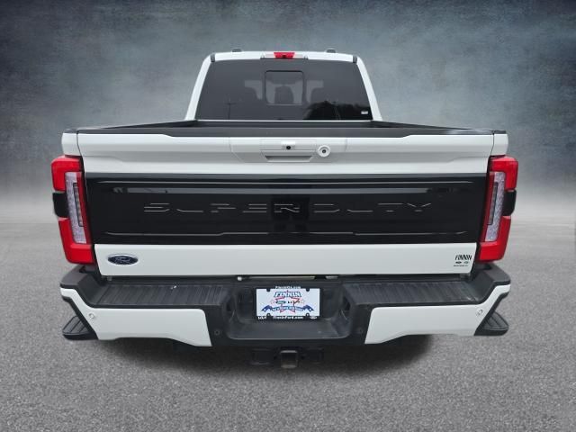 2025 Ford F-250 Super Duty Platinum - Photo 14
