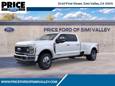 2026 Ford Super Duty F-450 DRW LARIAT