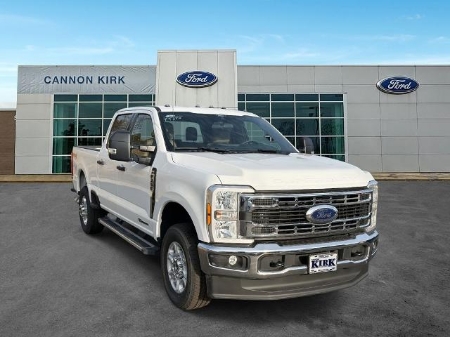 2026 Ford Super Duty F-350 SRW XLT