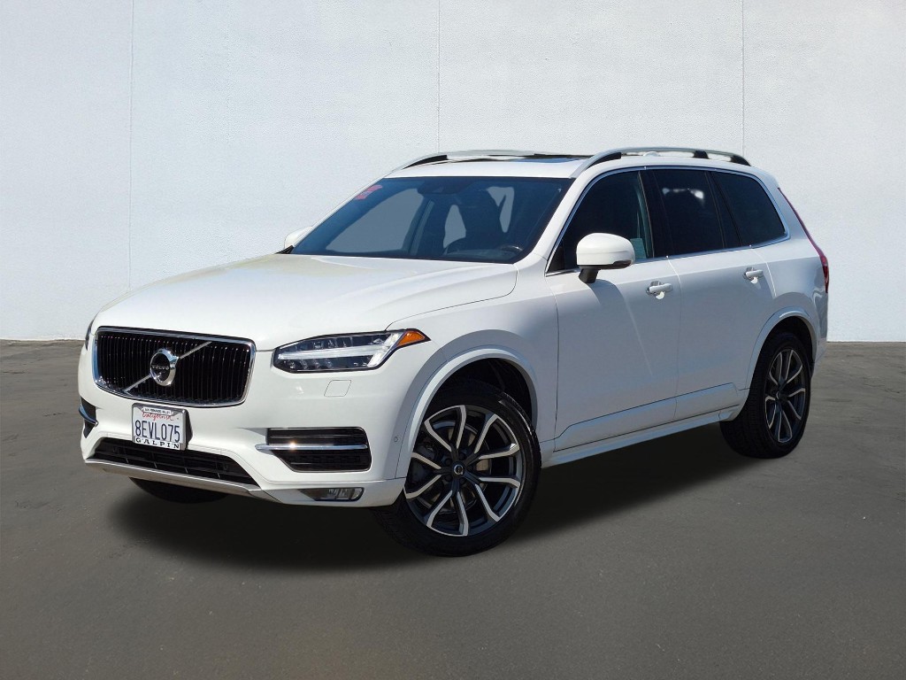 2018 Volvo XC90 T5 Momentum