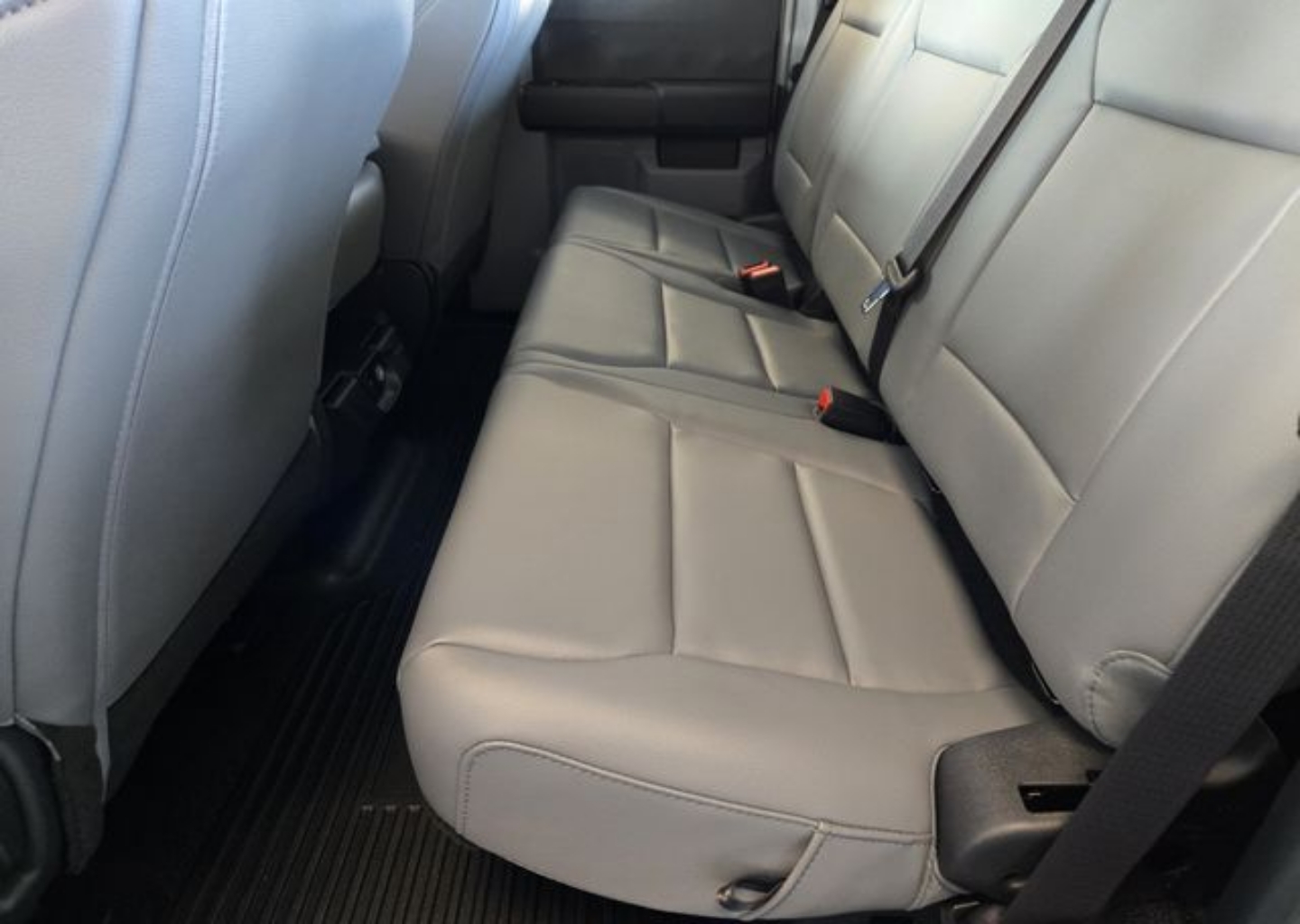 2026 Ford F-350 Super Duty Chassis Cab XL - Photo 22
