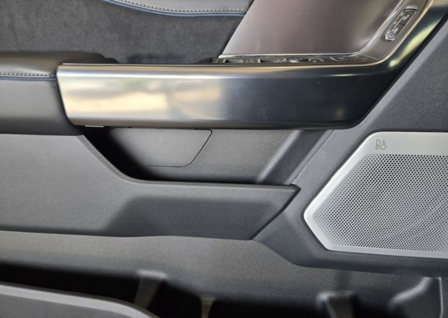 2026 Ford F-250 Super Duty Platinum - Photo 17