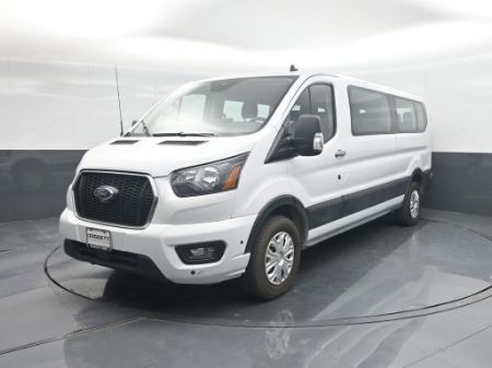 2024 Ford Transit Passenger Wagon XLT