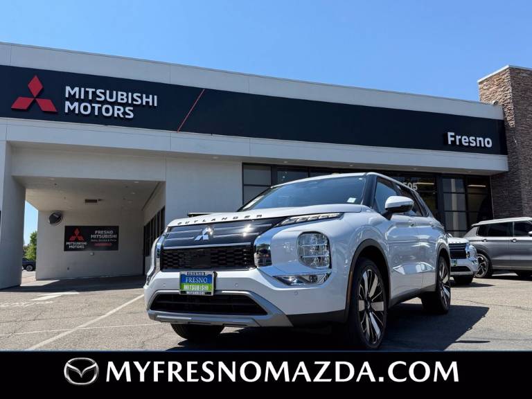 2026 Mitsubishi Outlander SE