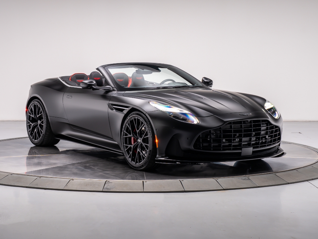 2025 Aston Martin DB12 Volante Volante