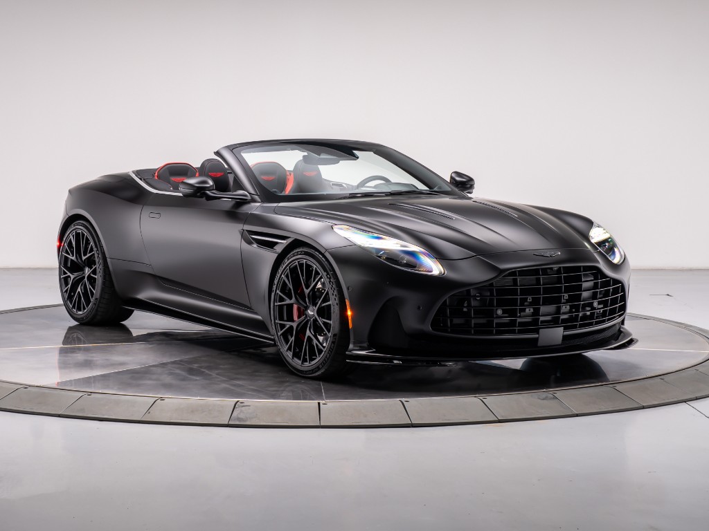 2025 Aston Martin DB12 Volante Volante