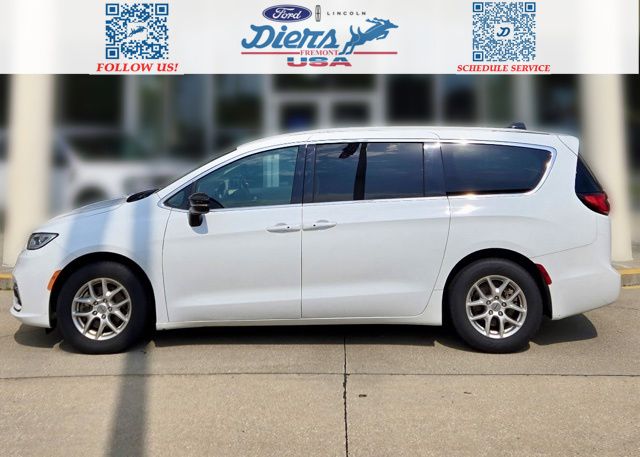 2024 Chrysler Pacifica