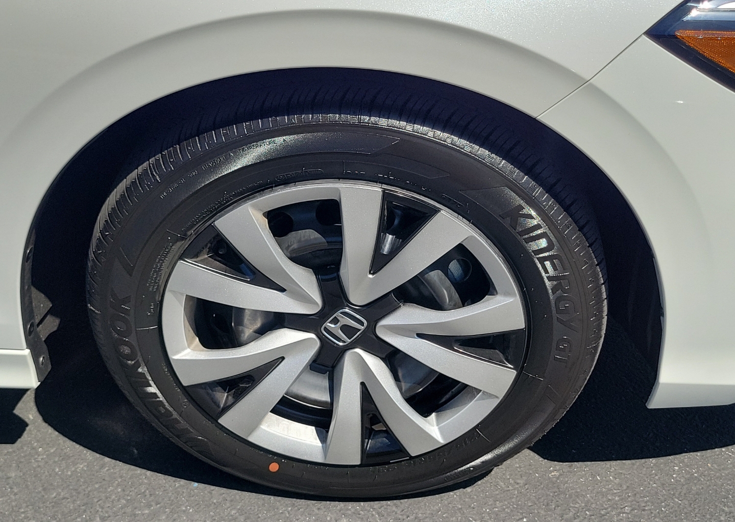 2026 Honda Civic LX - Photo 6
