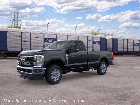 2026 Ford Super Duty F-350 SRW XLT