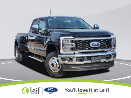 2026 Ford Super Duty F-350 DRW LARIAT