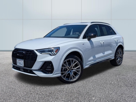 2025 Audi Q3 Premium 45 TFSI S line quattro Tiptronic