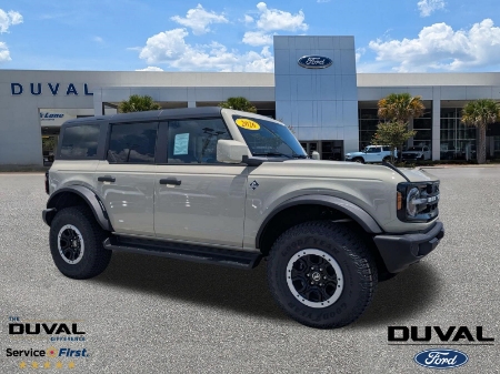 2026 Ford Bronco Outer Banks