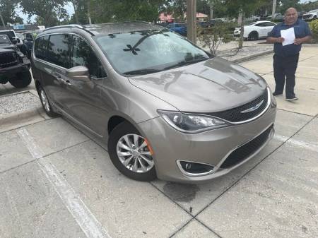 2018 Chrysler Pacifica Touring L