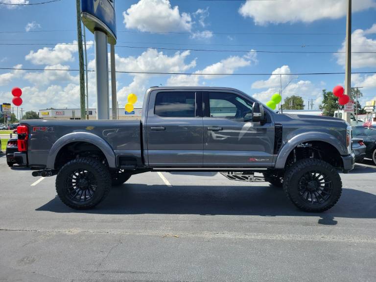 2026 Ford Super Duty F-250 SRW Platinum