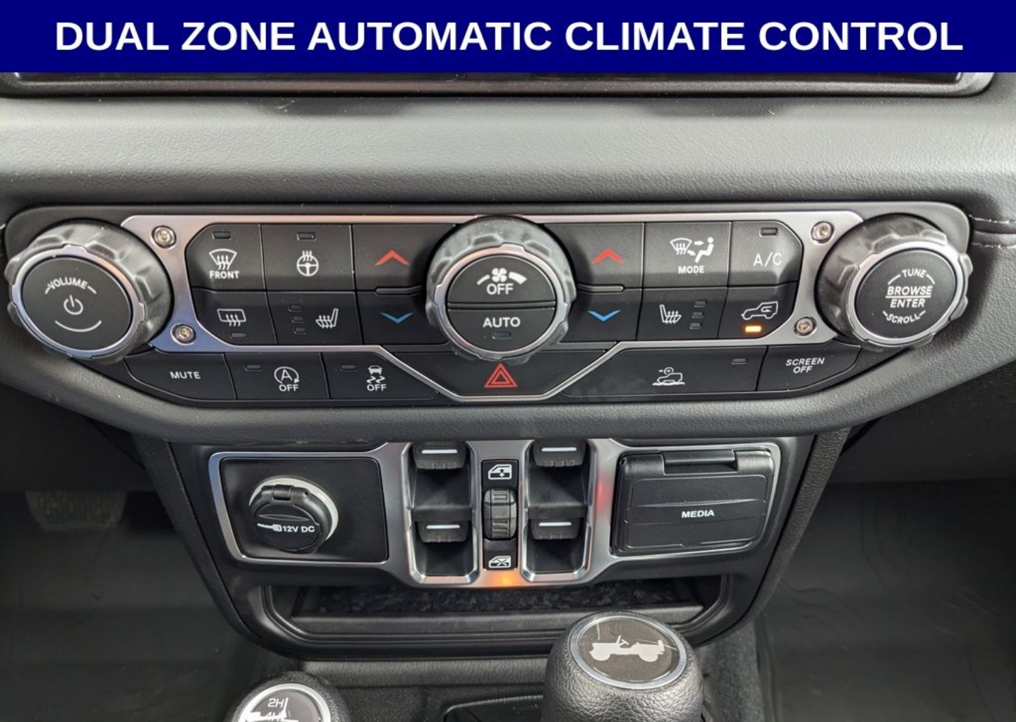 2026 Jeep Wrangler 4-Door Sahara - Photo 13