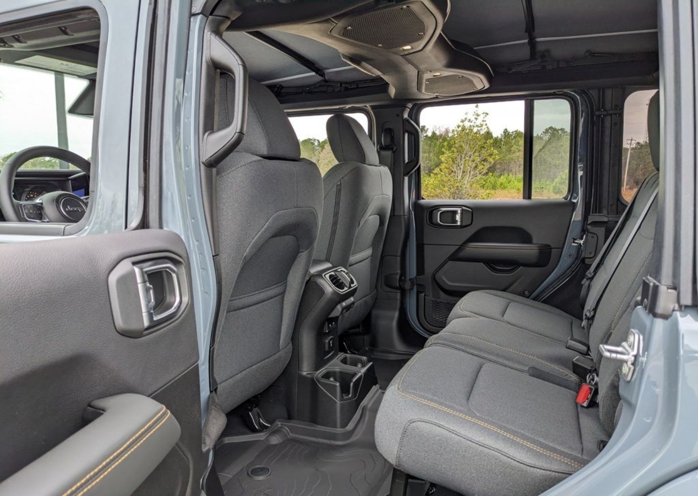 2026 Jeep Wrangler 4-Door Sahara - Photo 37