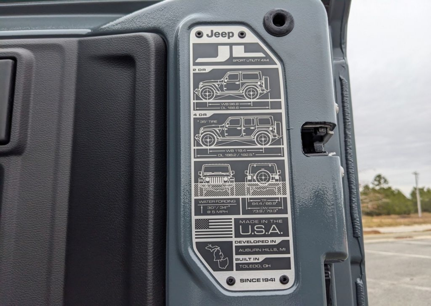 2026 Jeep Wrangler 4-Door Sahara - Photo 43