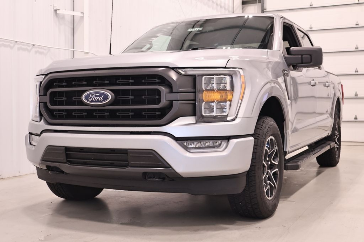 2023 Ford F-150 XLT - Photo 6