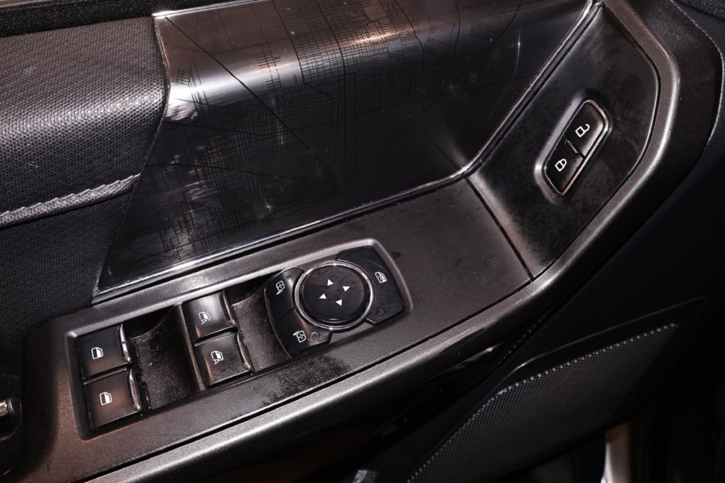 2023 Ford F-150 XLT - Photo 12