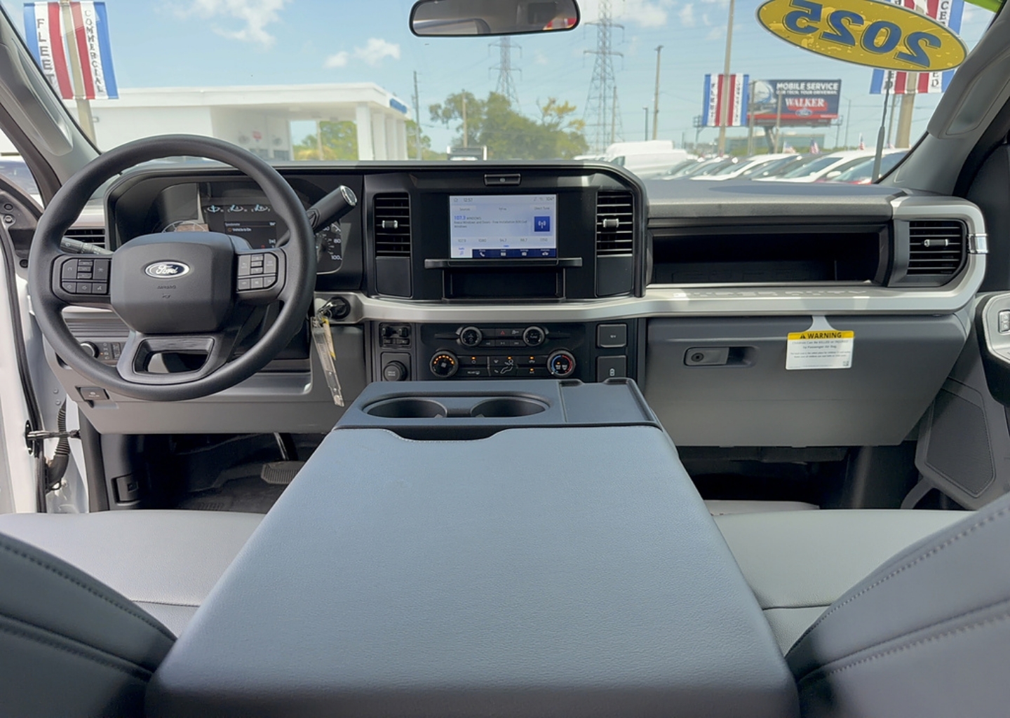 2025 Ford F-350 Super Duty Chassis Cab XL - Photo 28