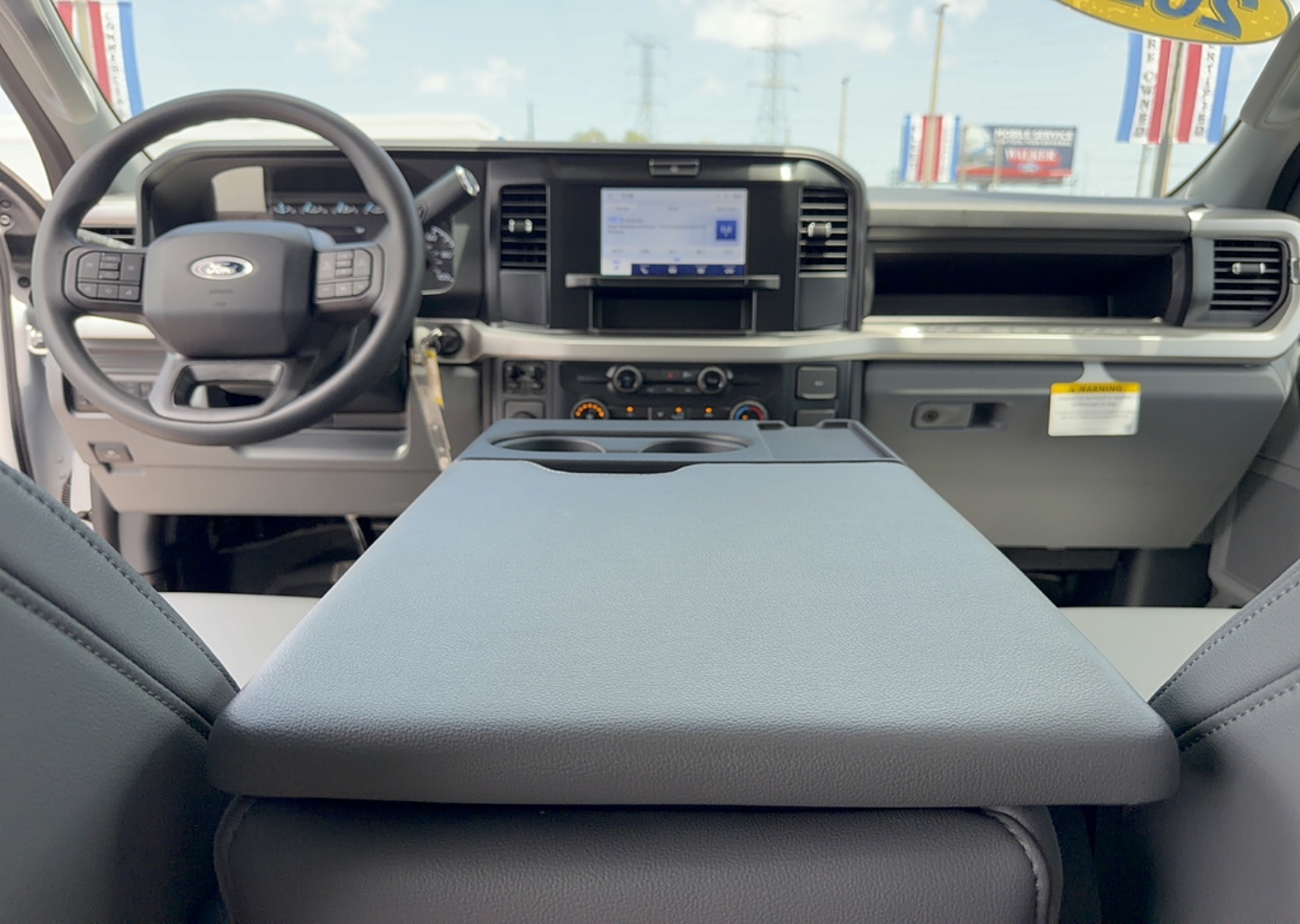 2025 Ford F-350 Super Duty Chassis Cab XL - Photo 30