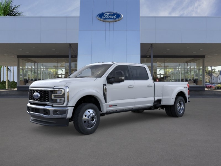 2026 Ford F-450SD LARIAT