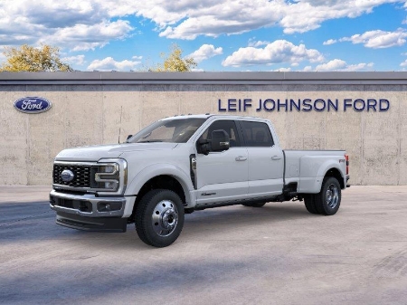 2026 Ford Super Duty F-450 DRW LARIAT