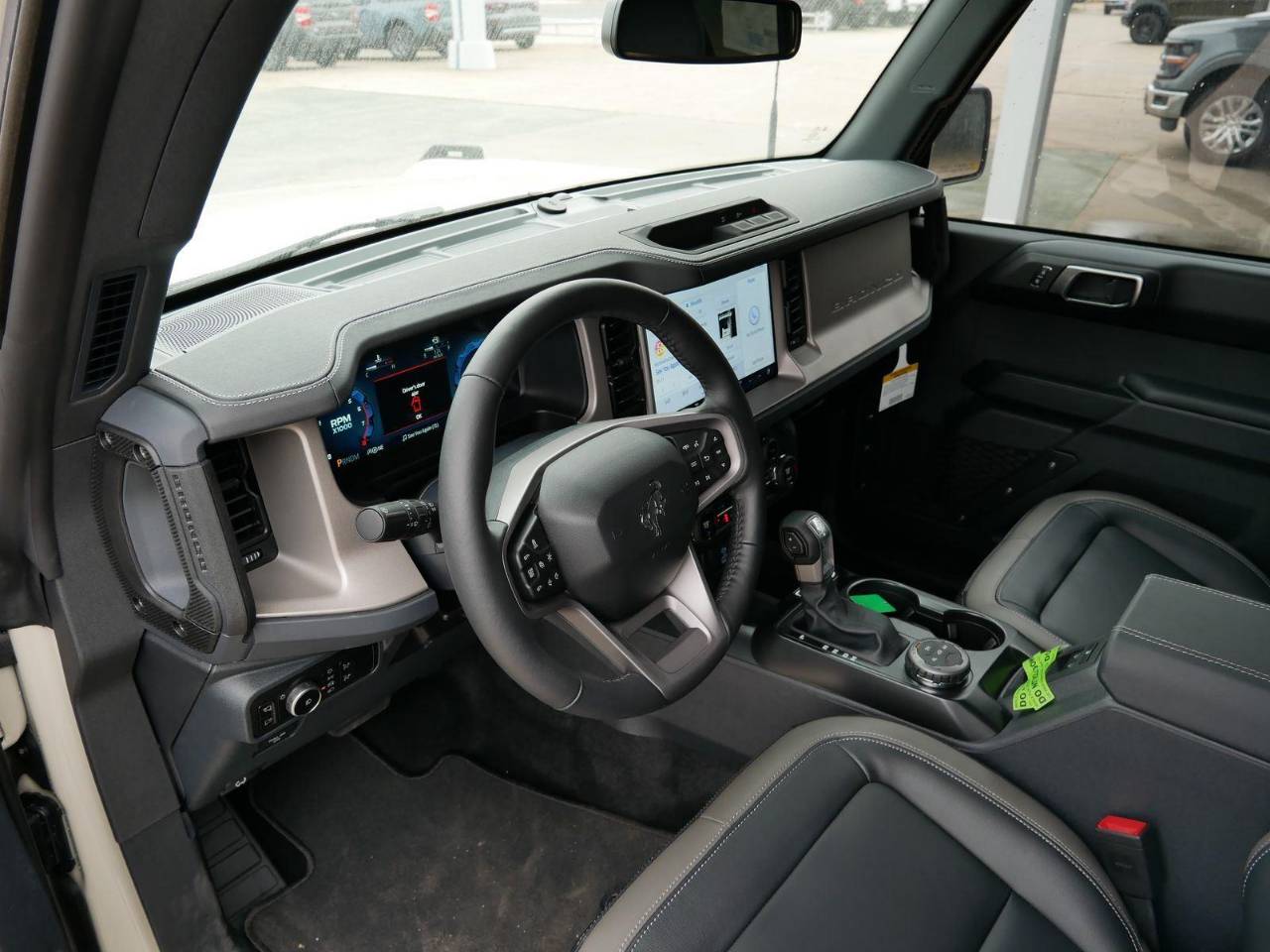 2025 Ford Bronco 4-Door Outer Banks - Photo 9