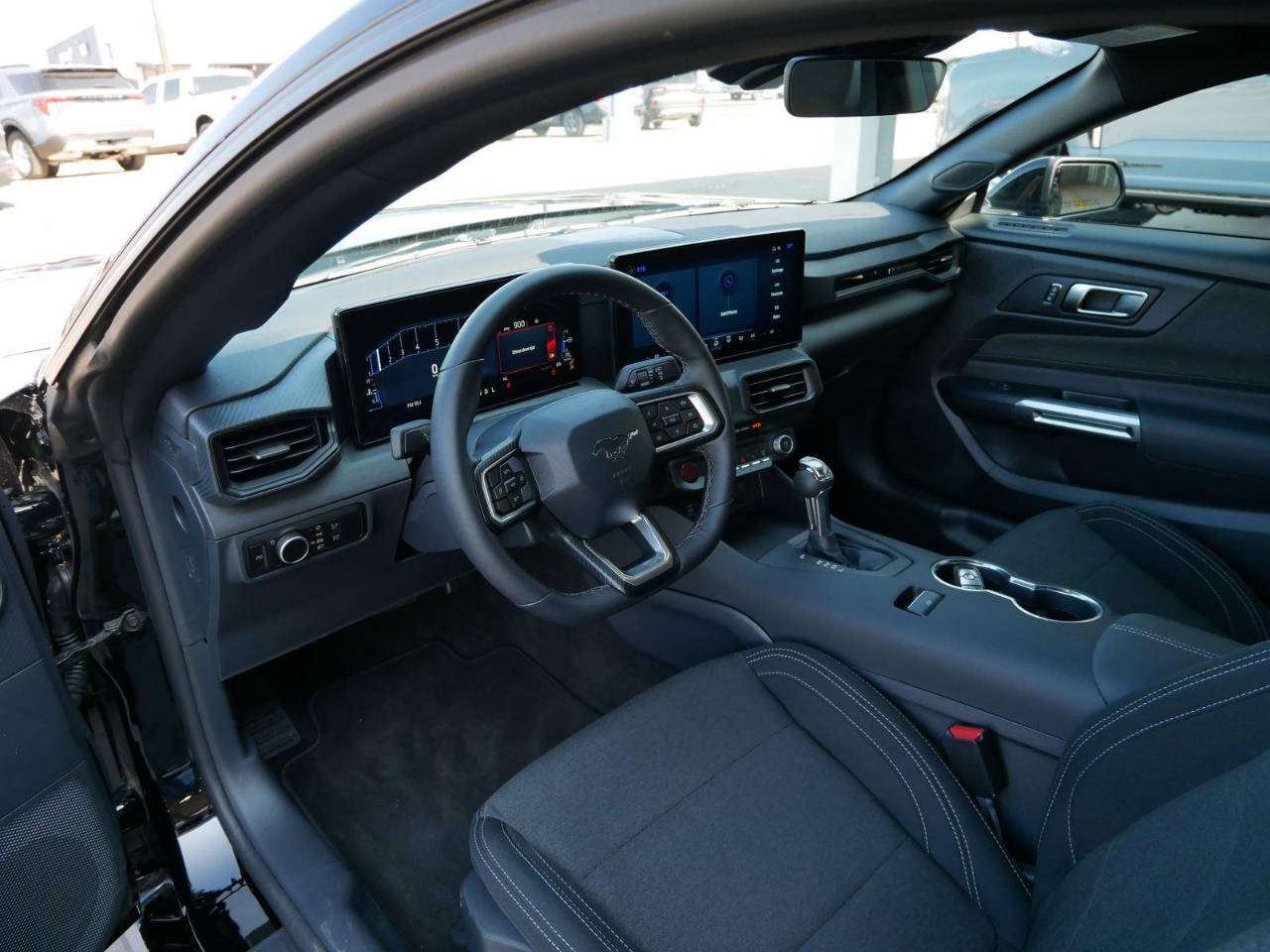 2026 Ford Mustang EcoBoost Fastback - Photo 10