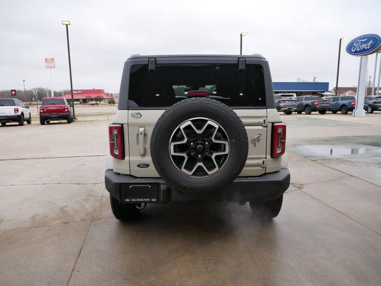 2025 Ford Bronco 4-Door Outer Banks - Photo 23