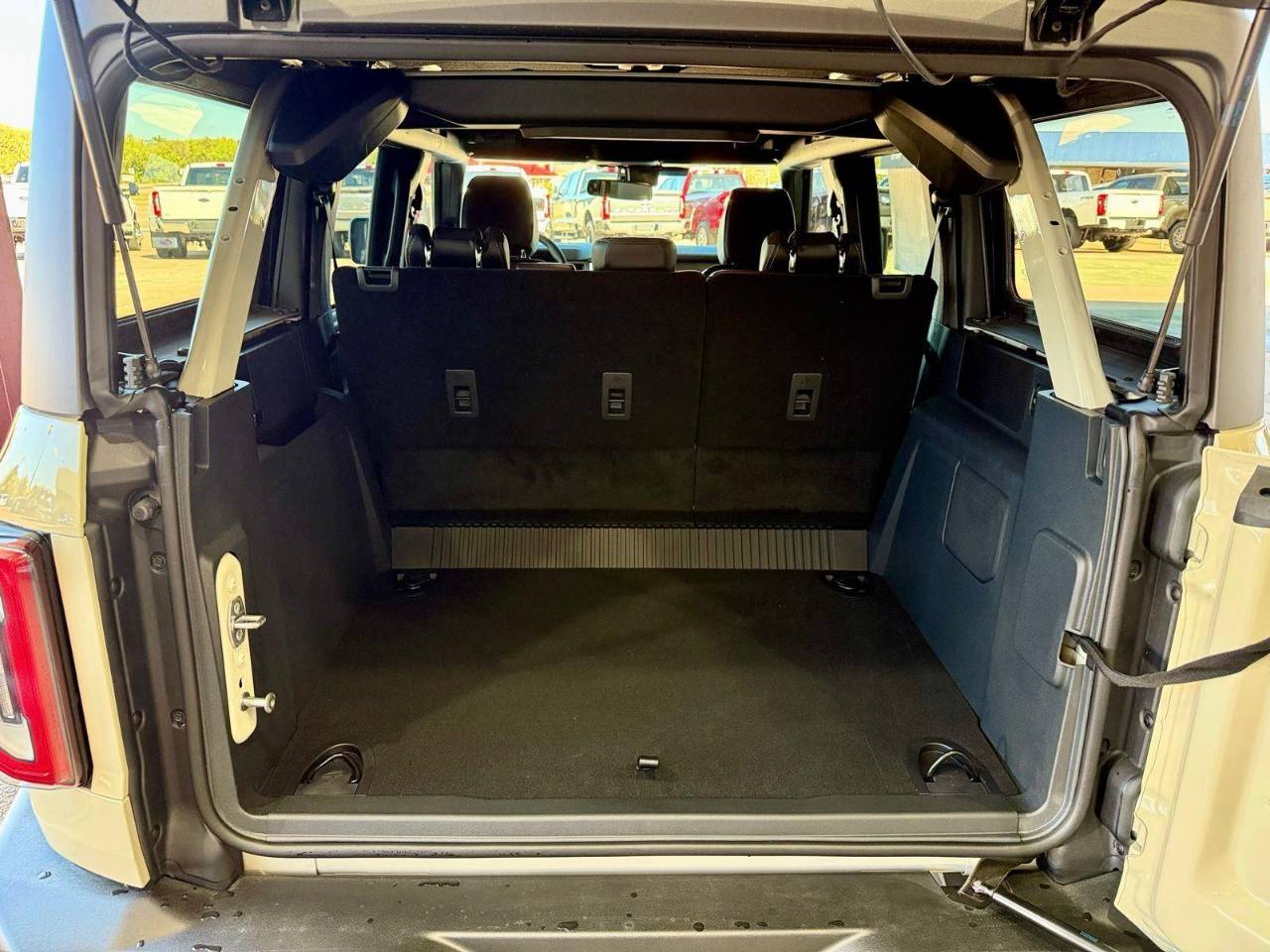 2025 Ford Bronco 4-Door Outer Banks - Photo 24