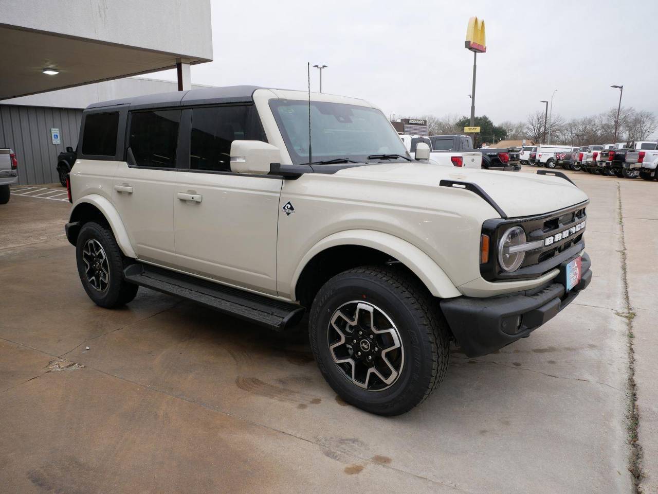 2025 Ford Bronco 4-Door Outer Banks - Photo 29