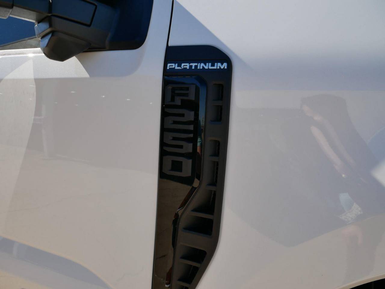 2026 Ford F-250 Super Duty Platinum - Photo 8