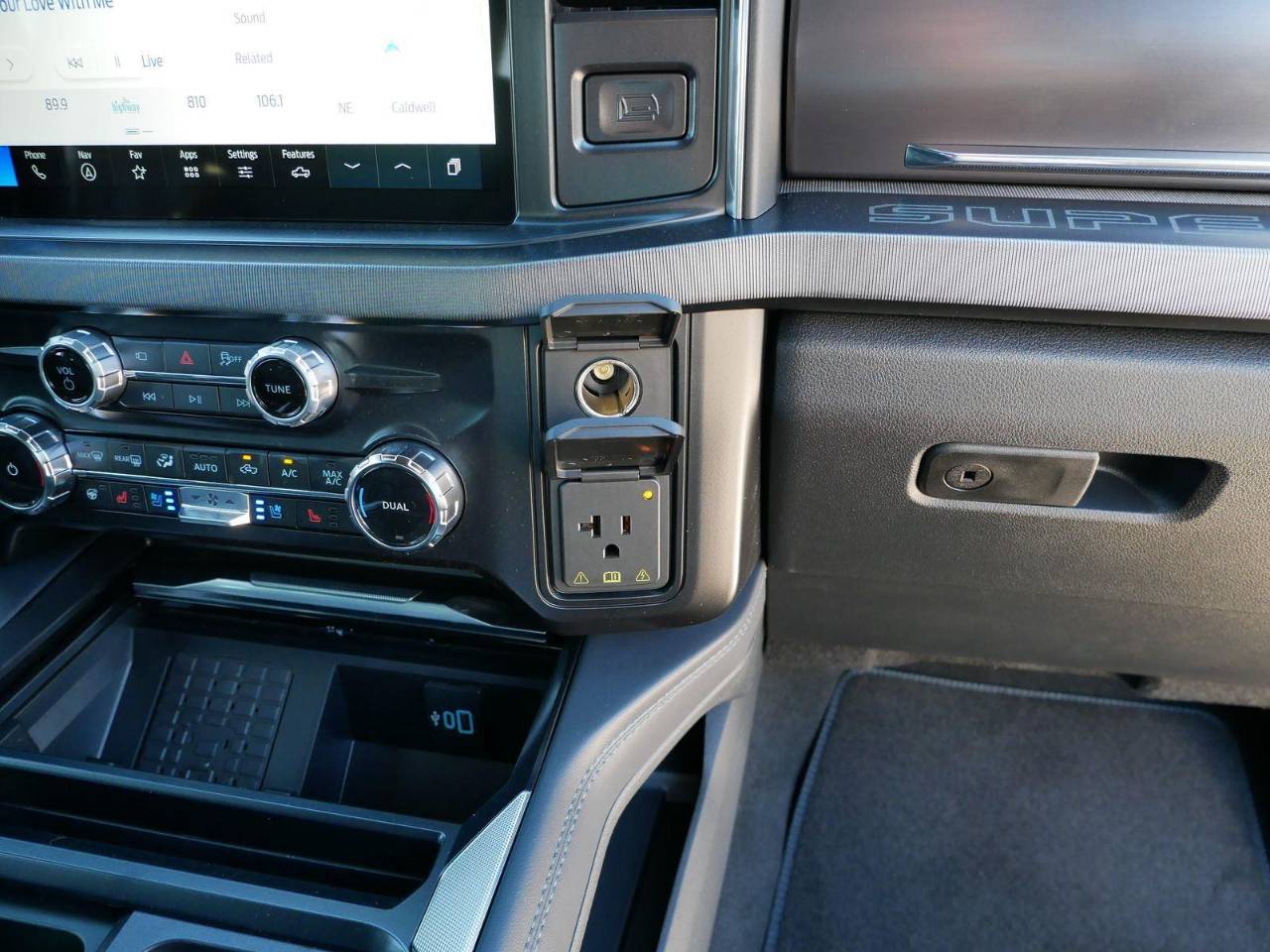 2026 Ford F-250 Super Duty Platinum - Photo 32