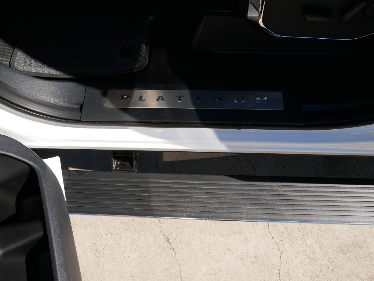 2026 Ford F-250 Super Duty Platinum - Photo 54